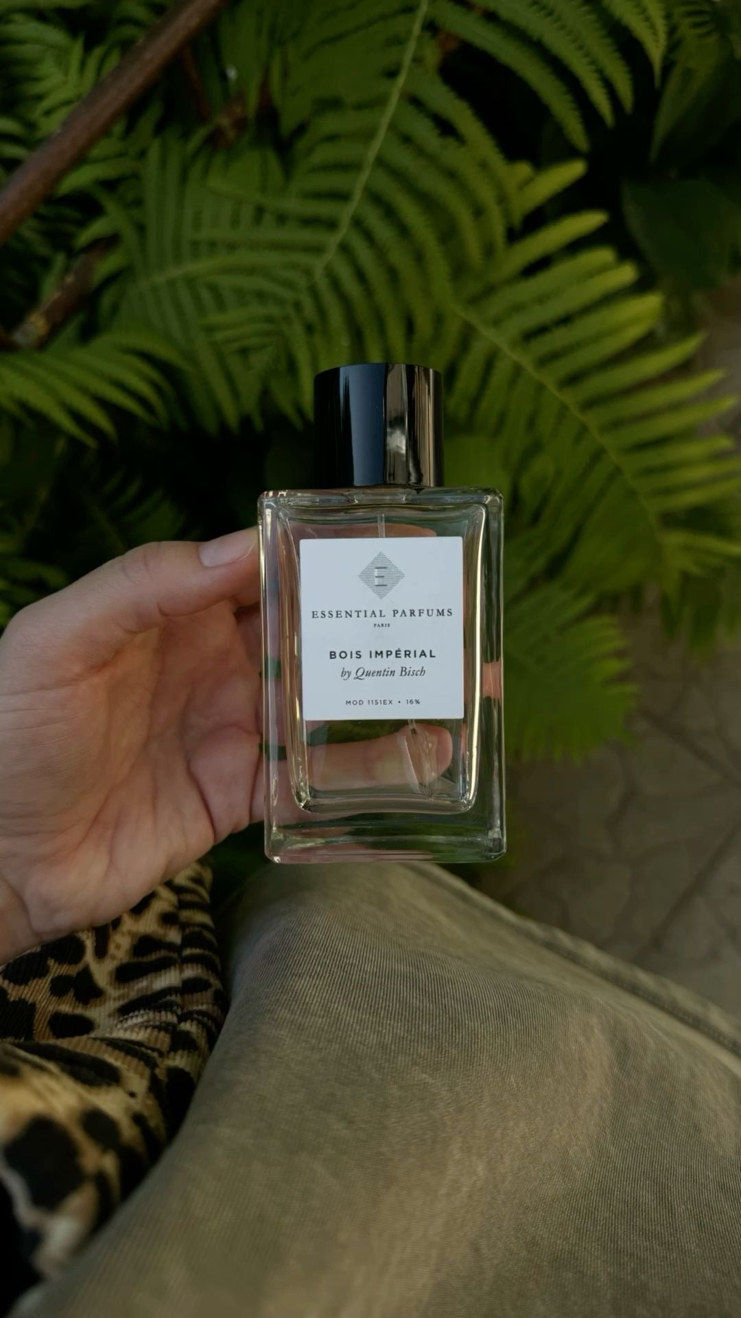 9. Essential parfums Bois Impérial (decant)