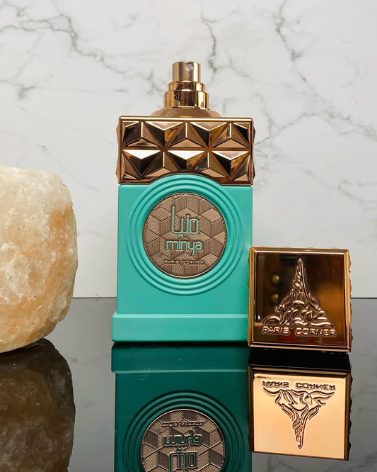 1. Minya Paris corner